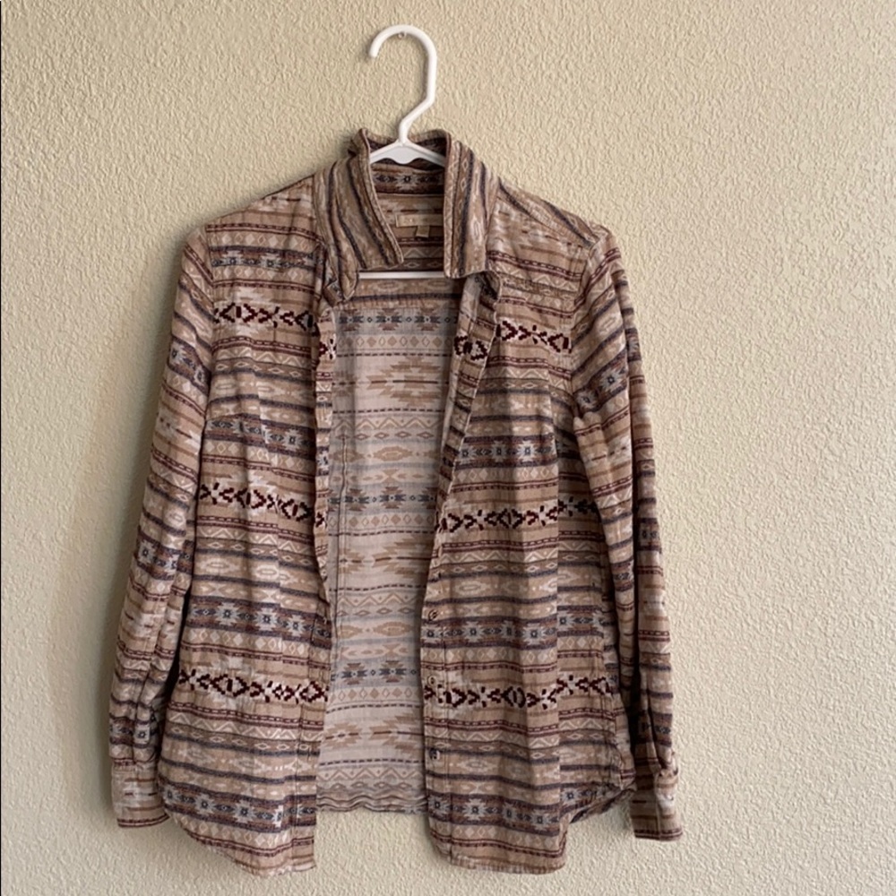 Aztec design button up